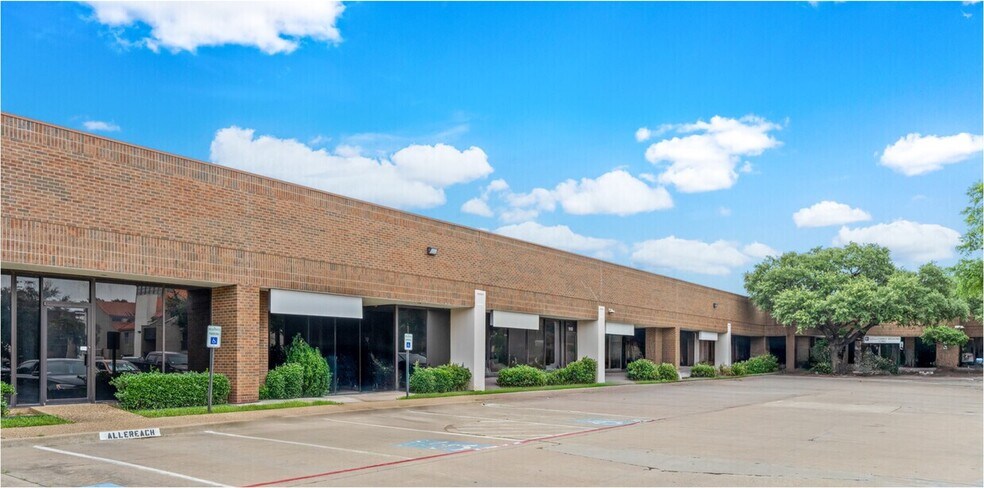 More Photos Of 7920 Elmbrook Dr, Dallas Medical For Lease