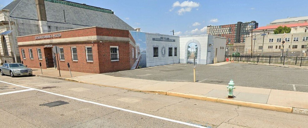 More Photos Of 415 Federal St, Camden Office For Lease