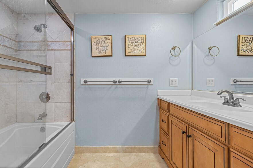 More Photos Of 22053 Highland St, Wildomar Specialty For Sale