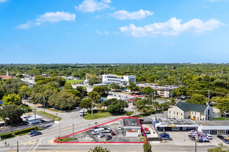 More Photos Of 11815 NE 2nd Ave, Miami Auto Repair For Sale