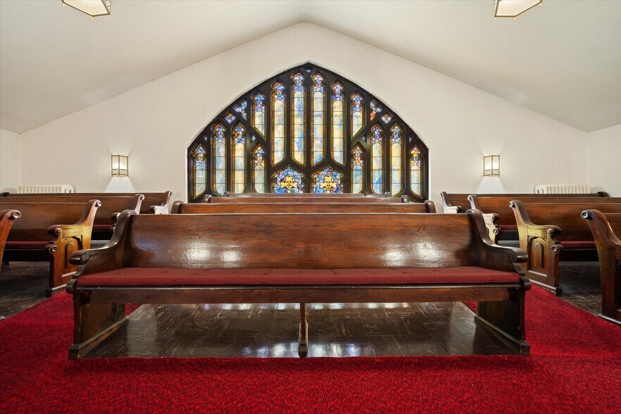 More Photos Of 725 Navarre Ave, Toledo Religious Facility For Sale