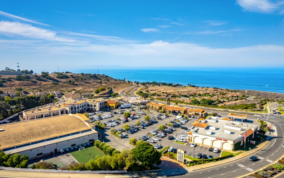 More Photos Of 31098-31246 Palos Verdes Dr W, Rancho Palos Verdes Unknown For Lease