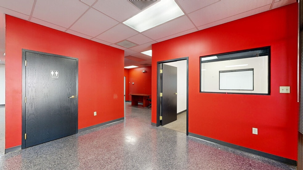 More Photos Of 5776 Hoffner Ave, Orlando Unknown For Lease