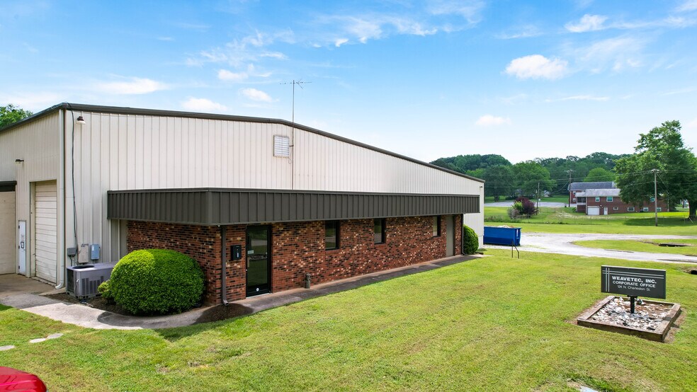 More Photos Of 124 N Charleston St, Blacksburg Warehouse For Sale