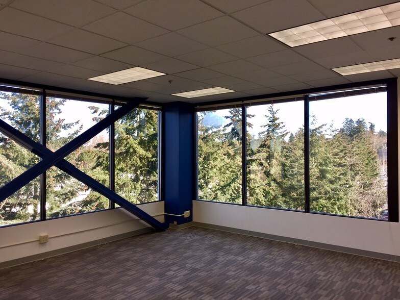 More Photos Of 8525 120th Ave NE, Kirkland Office For Lease