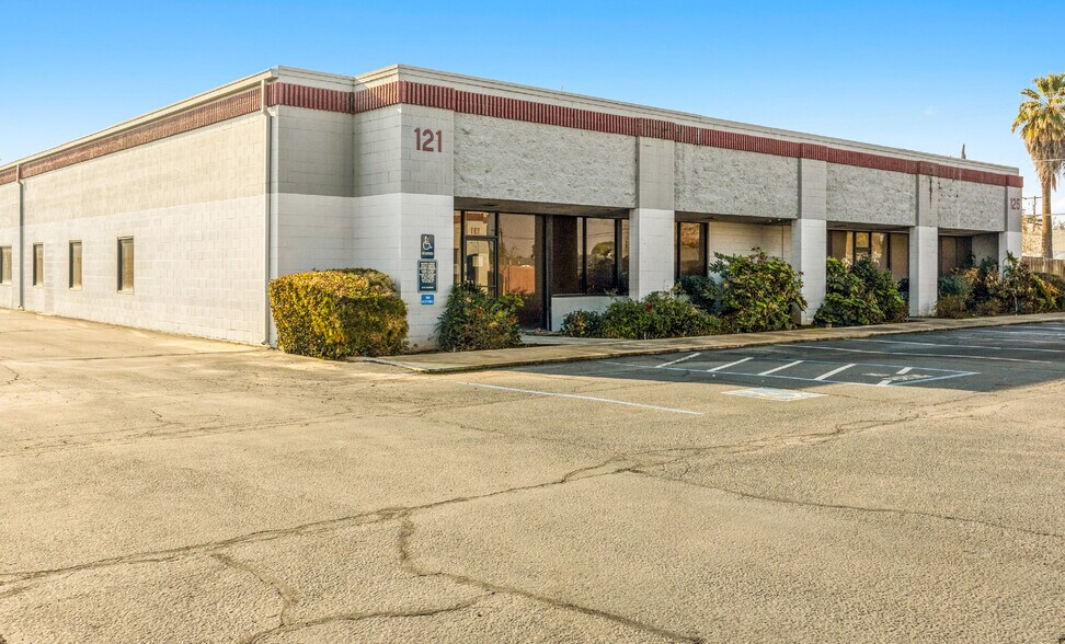 Primary Photo Of 2727 N Grove Industrial Dr, Fresno Warehouse For Sale