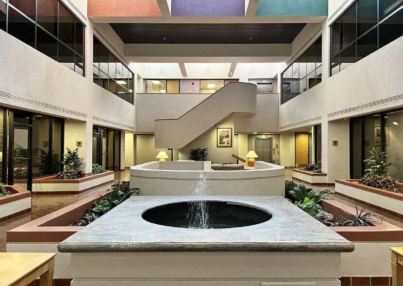 More Photos Of 6121 Indian School Rd NE, Albuquerque Office For Lease