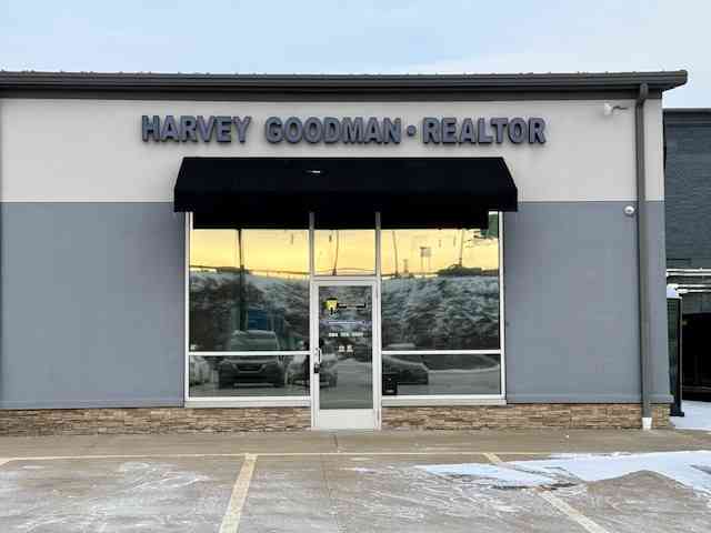 More Photos Of 253 Three Springs Dr, Weirton Flex For Lease