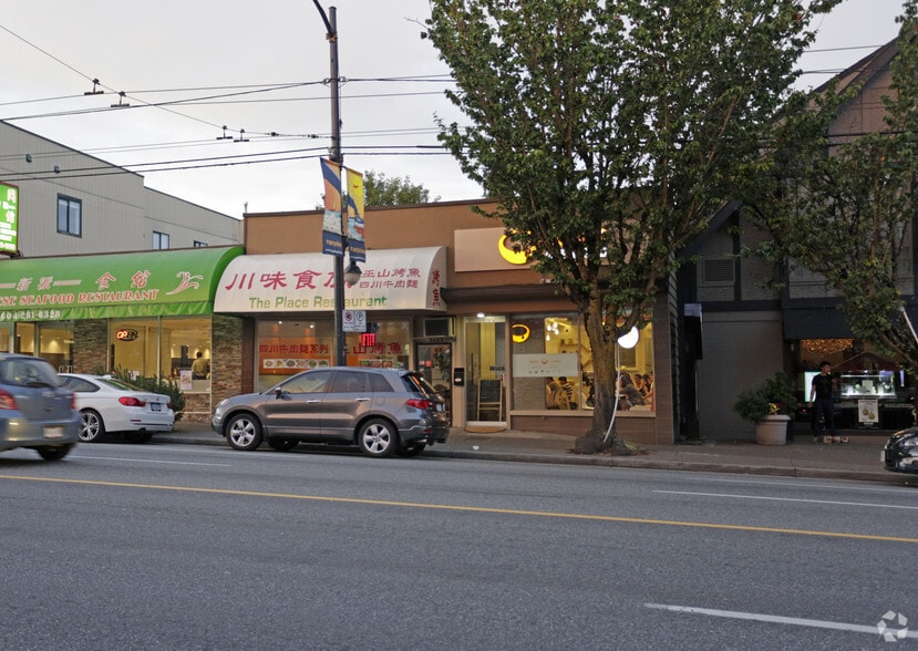 More Photos Of 8028-8030 Granville St, Vancouver Restaurant For Lease