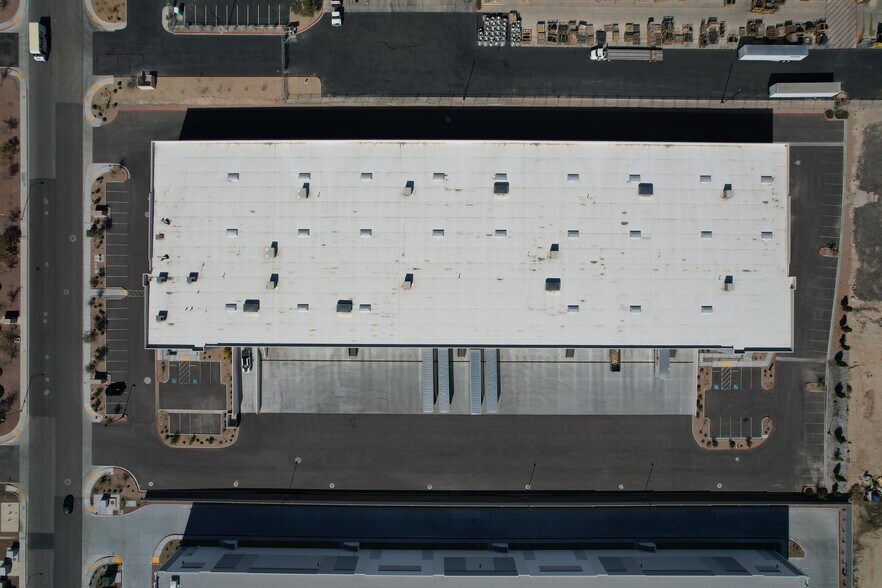 More Photos Of 3000 Lincoln Rd, Las Vegas Distribution For Lease