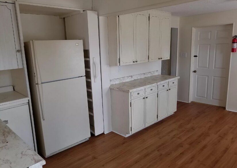 More Photos Of 1757 N Woodland Blvd, Deland Apartments For Sale