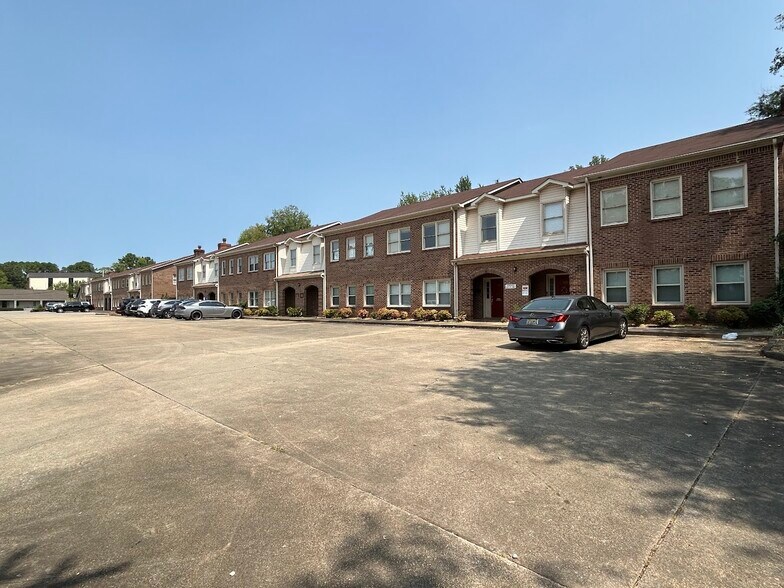 More Photos Of 1580 Sparkman Dr, Huntsville Office For Sale