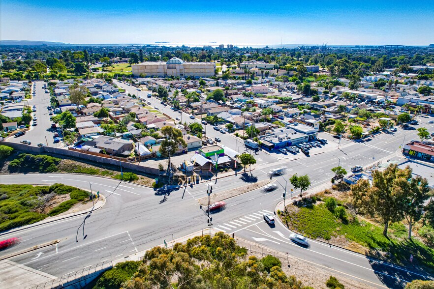 More Photos Of 4301 Market St, San Diego Land For Lease
