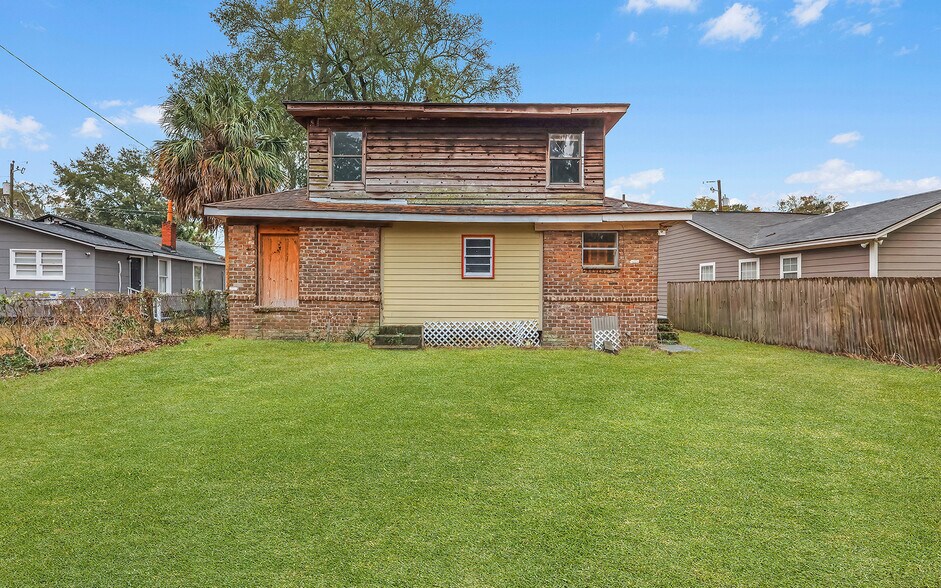 More Photos Of 2118 E Gwinnett St, Savannah Multifamily For Sale