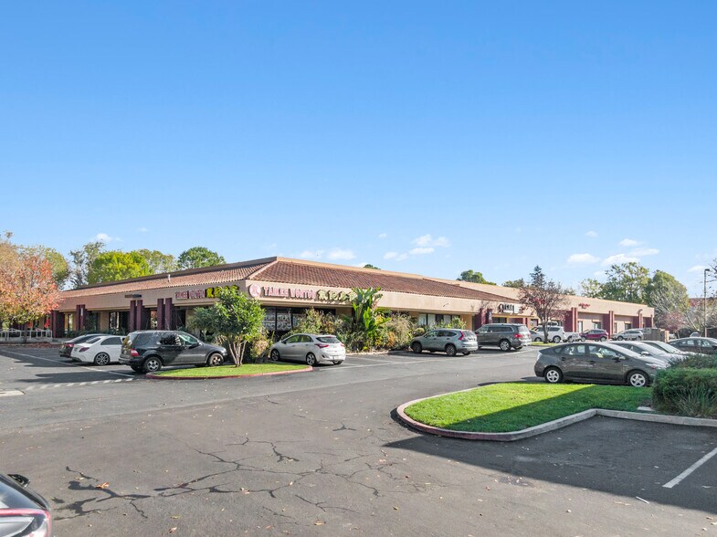 More Photos Of 2092 Concourse Dr, San Jose General Retail For Lease