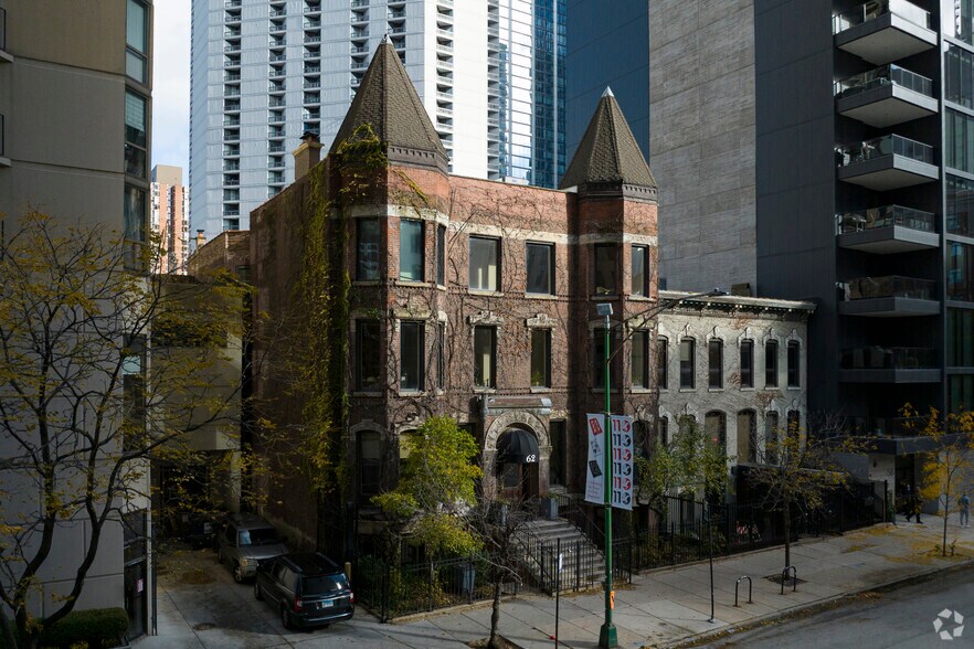 More Photos Of 62 W Huron St, Chicago Loft Creative Space For Sale