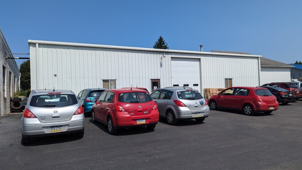 More Photos Of 205 Fleming St, Williamsport Self Storage For Lease