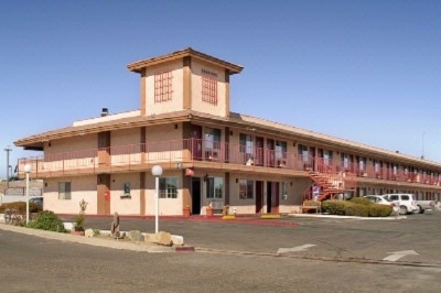 Primary Photo Of 15401 Park Ave E, Victorville Hotel For Sale