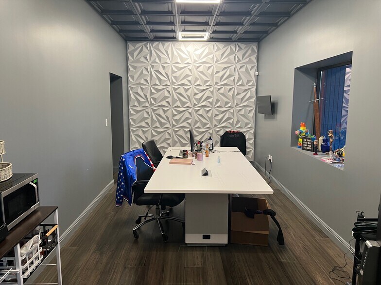 More Photos Of 1176 Vegas Valley Dr, Las Vegas Medical For Sale