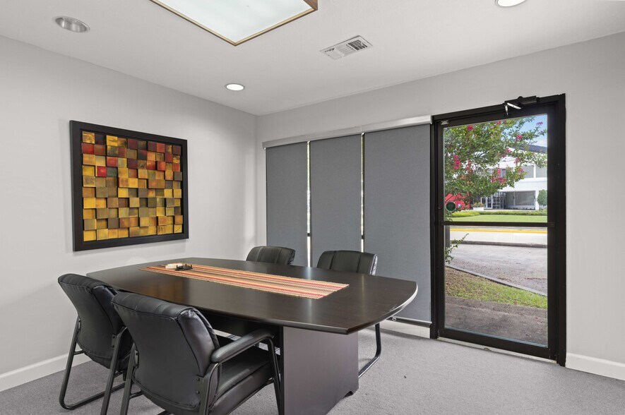 More Photos Of 17450 El Camino Real, Houston Medical For Lease