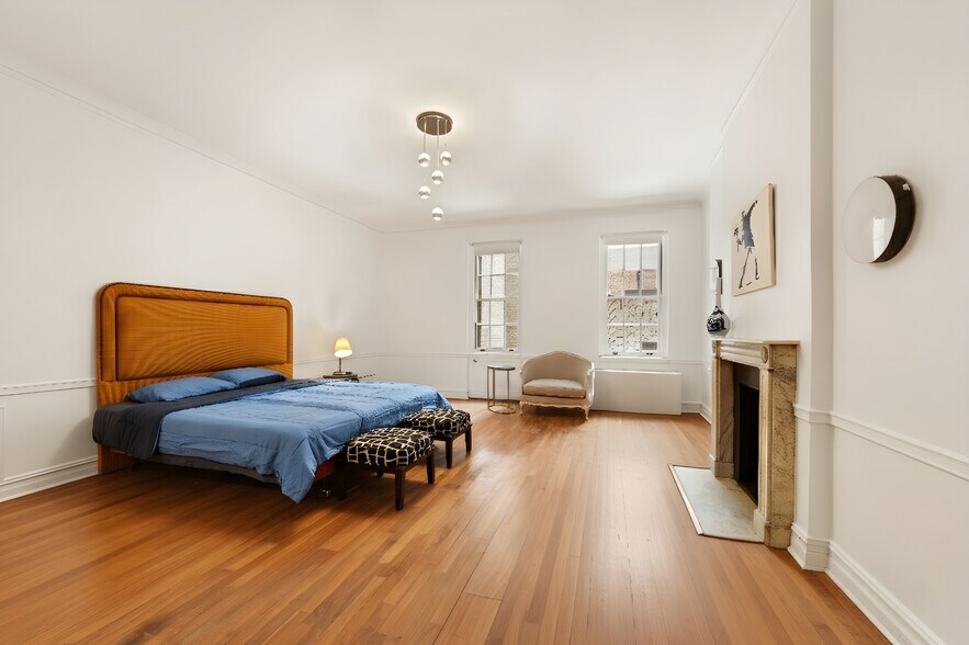 More Photos Of 52 E 69th St, New York Specialty For Sale