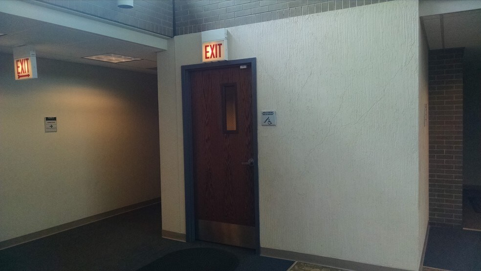 More Photos Of 2715 N Central Ave, Chicago Medical For Sale