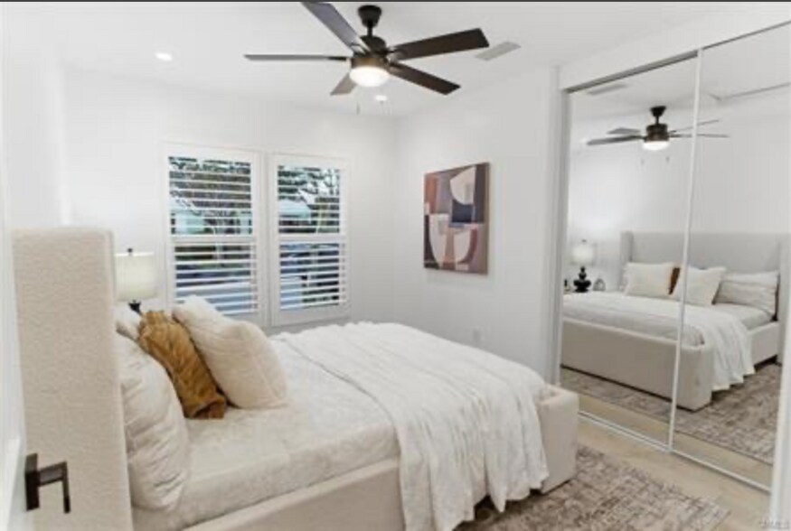 More Photos Of 900 Brier Ln, Glendale Apartments For Sale