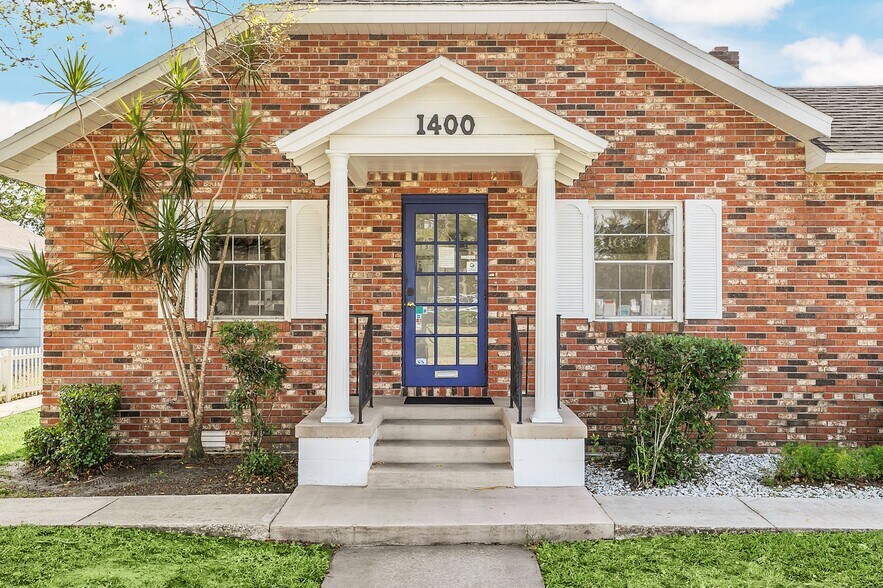 Primary Photo Of 1400 E Robinson St, Orlando Medical For Sale