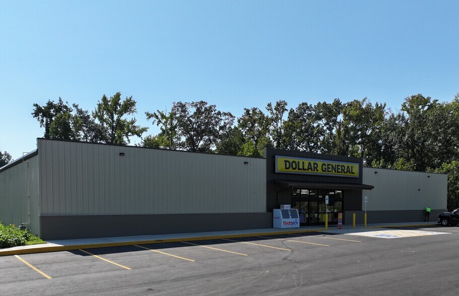 More Photos Of 6600 Alma Hwy, Van Buren General Retail For Sale