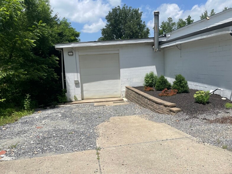 More Photos Of 479 Vance Station Rd, Washington Warehouse For Sale