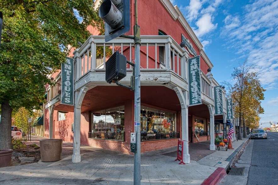 More Photos Of 456 Clovis Ave, Clovis Unknown For Lease