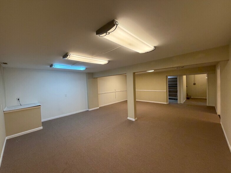 More Photos Of 2101 Bel Air Rd, Fallston Storefront Retail Office For Lease