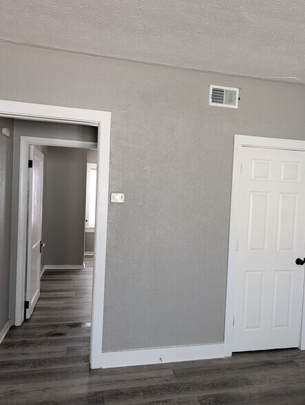 More Photos Of 23 Charlotte St, Akron Apartments For Sale