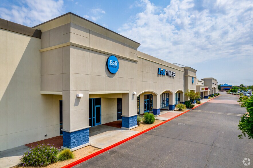 More Photos Of 8360-8440 W Thunderbird Rd, Peoria General Retail For Lease