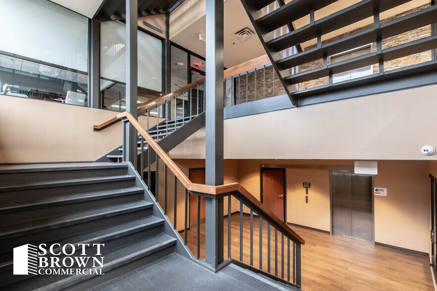 More Photos Of 101 S Locust St, Denton Loft Creative Space For Lease