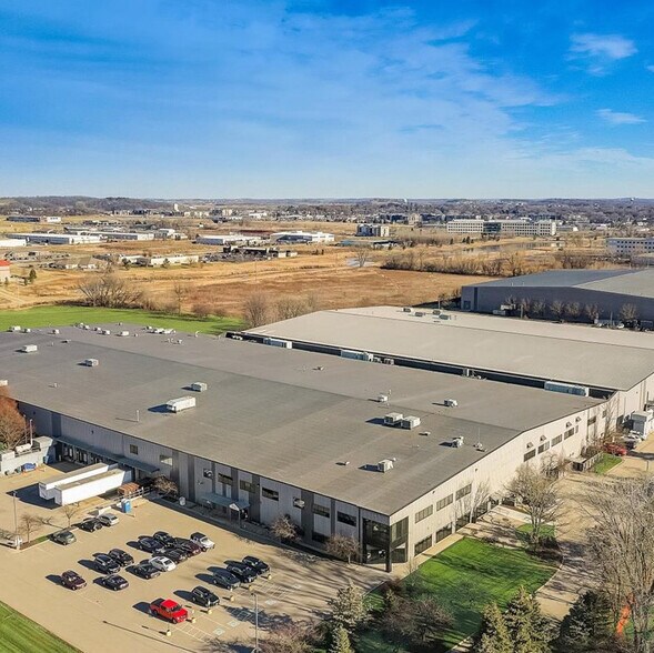 More Photos Of 8400 Fairway Pl, Middleton Unknown For Lease