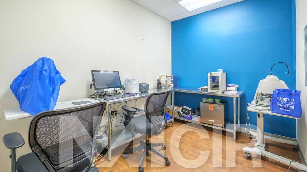 More Photos Of 867 Fishburn Rd, Hershey Medical For Lease