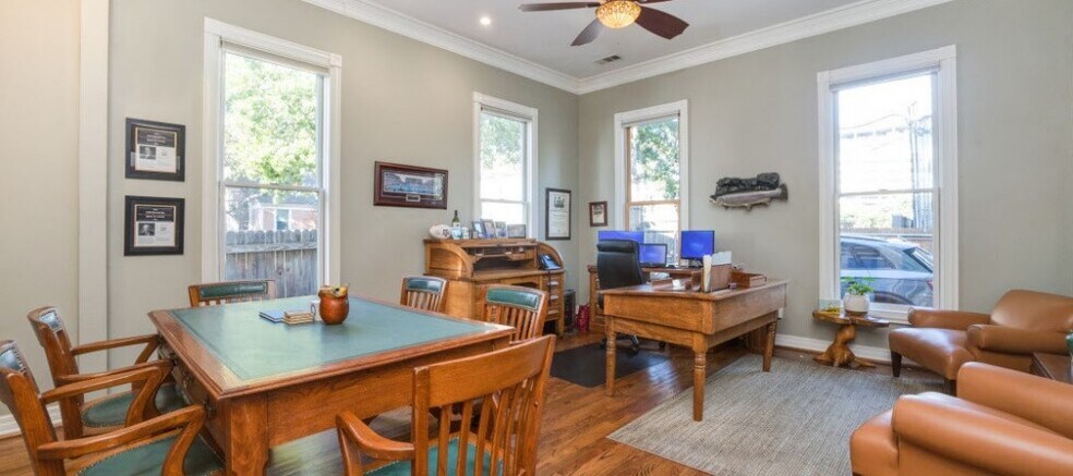 More Photos Of 2711 Hibernia St, Dallas Medical For Sale