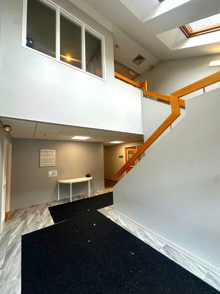 More Photos Of 45 Pond St, Norwell Office For Lease