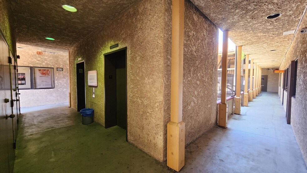 More Photos Of 2105 W Beverly Blvd, Los Angeles Medical For Sale
