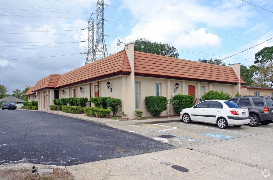 More Photos Of 5401 Alhambra Dr, Orlando Office For Lease