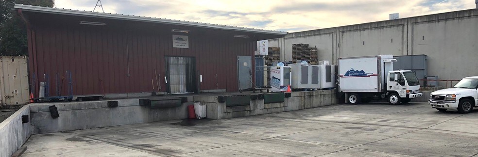 More Photos Of 2790 Cloverdale Ave, Concord Refrigeration Cold Storage For Sale