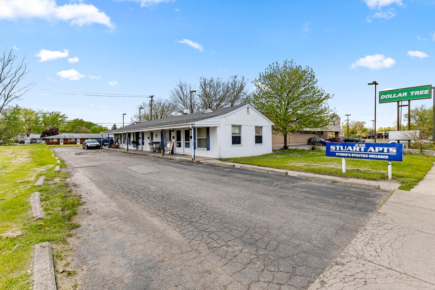 More Photos Of 228 Inkster Rd, Inkster Apartments For Sale