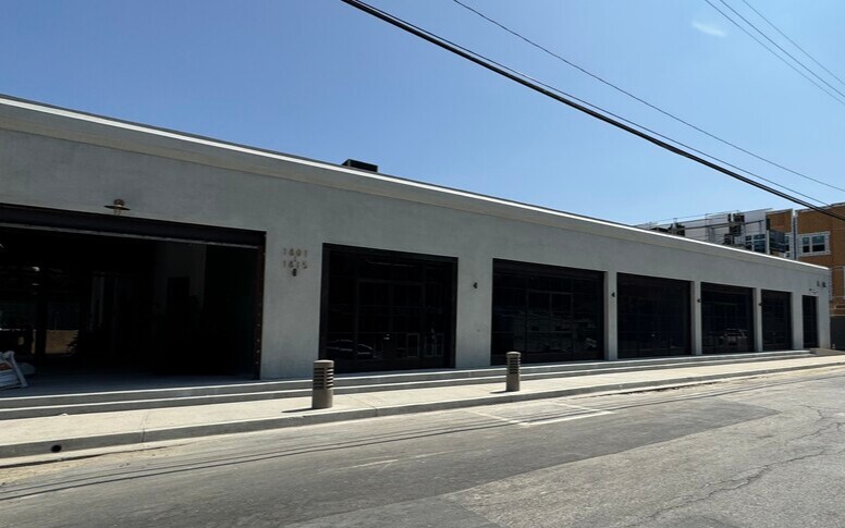 More Photos Of 1801 Blake Ave, Los Angeles Flex For Lease