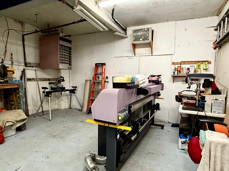 More Photos Of 507 Tripoli St, Pittsburgh Warehouse For Sale