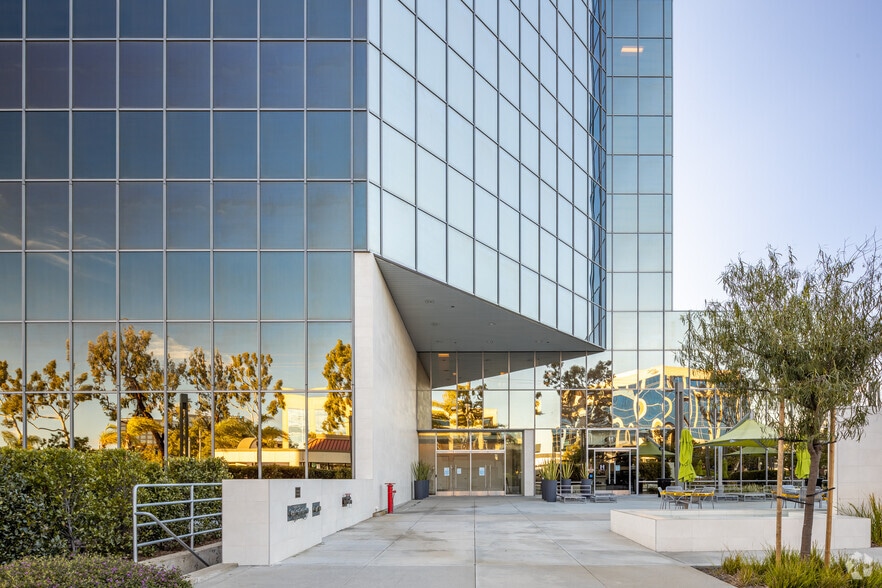 More Photos Of 4000 MacArthur Blvd, Newport Beach Coworking Space