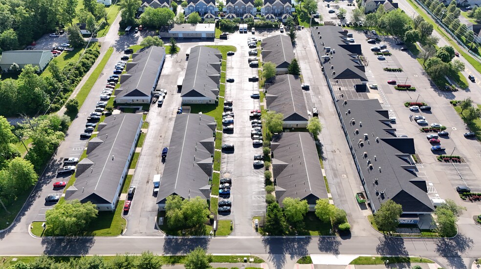 More Photos Of 10-106 Village Pointe Dr, Powell Flex For Lease