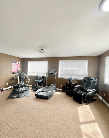 More Photos Of 2549 4th Ave N, Okanogan Office Residential For Sale