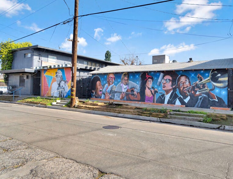 More Photos Of 1459 N Van Ness Ave, Fresno Storefront For Sale