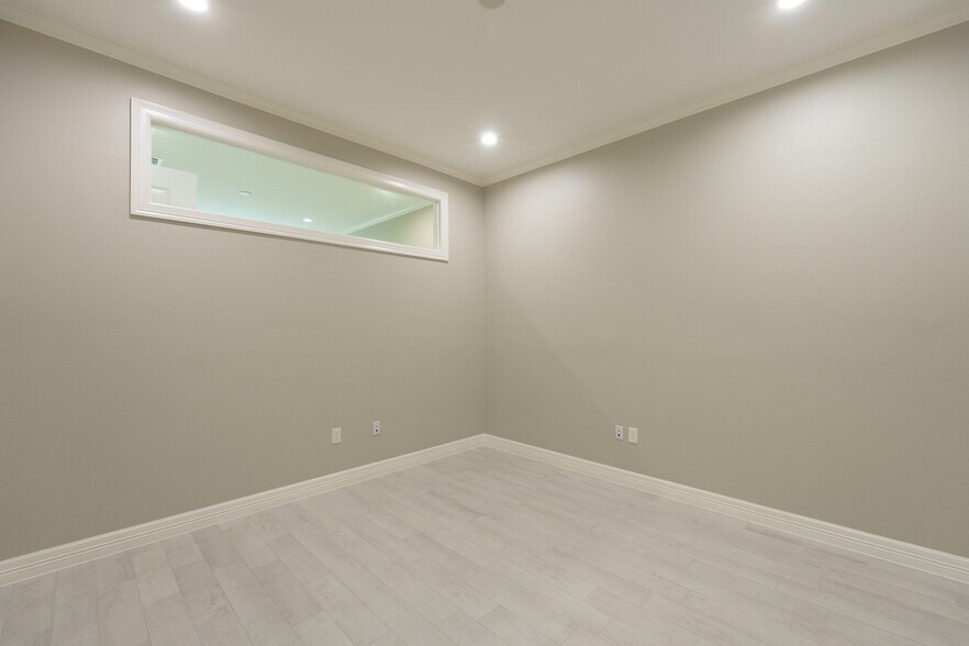 More Photos Of 10401 S Mason Rd Building B, Richmond Medical For Sale